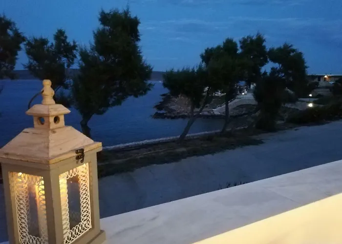 Sea Satin Sounio